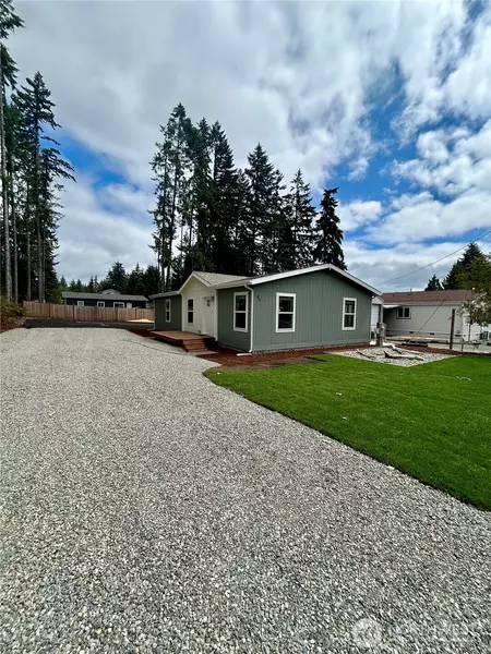 40 E Skywater PL, Shelton, WA 98584