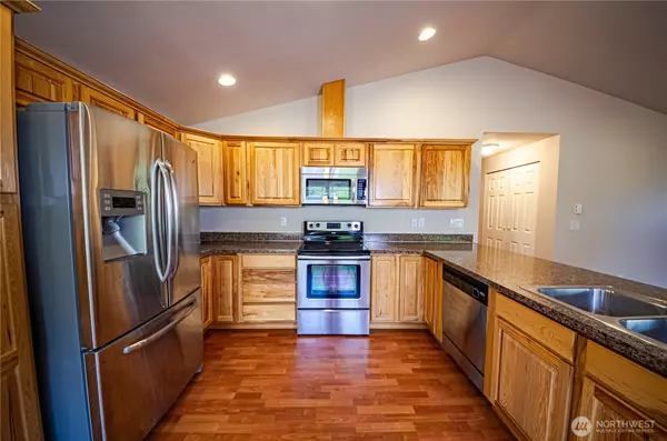 Ocean Shores, WA 98569,167 Polaris BLVD SW