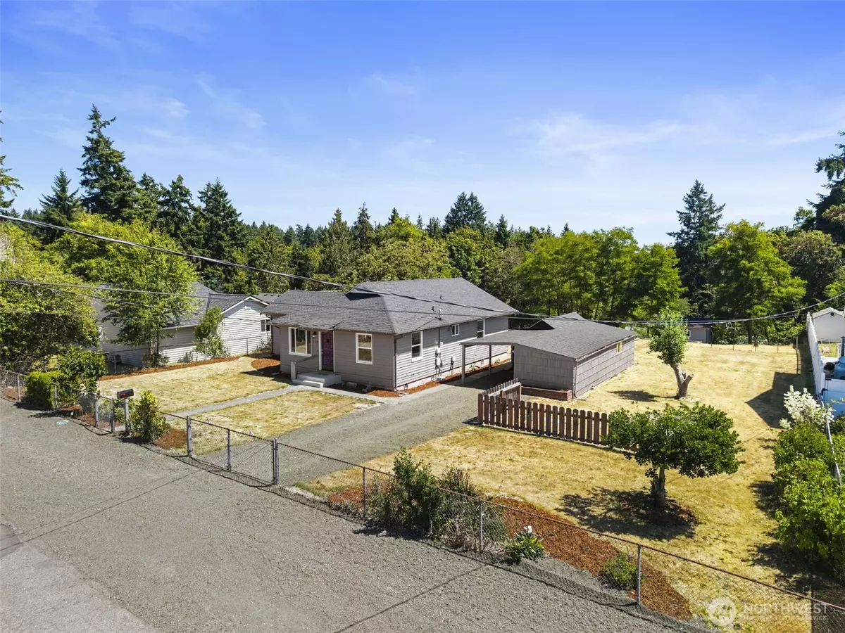 Bremerton, WA 98310,2228 Eastview AVE NE