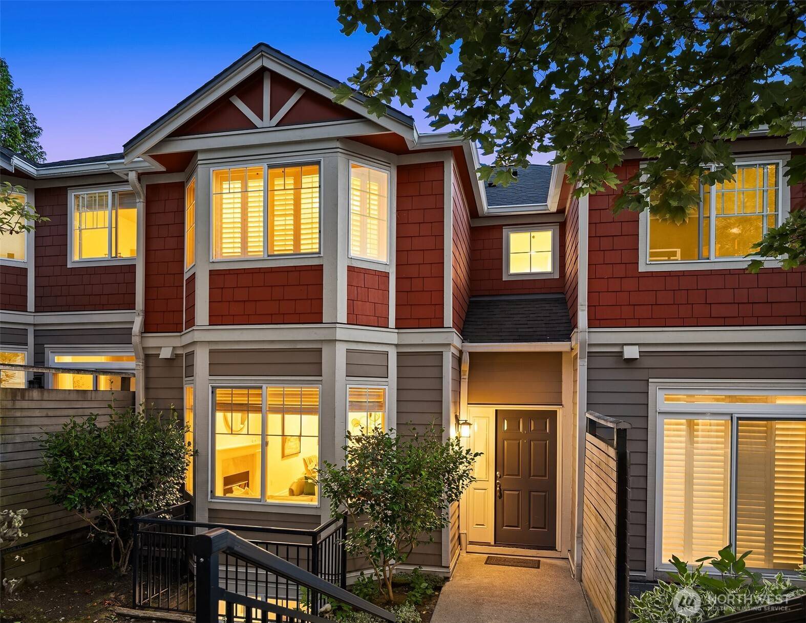 2840 139th AVE SE #16, Bellevue, WA 98005
