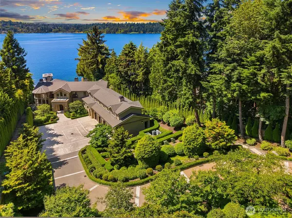 Mercer Island, WA 98040,Address not disclosed