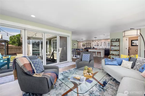 Chelan, WA 98816,214 S Bradley ST