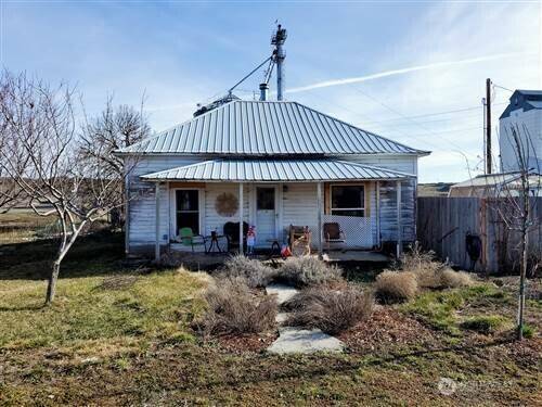 2965 E Benge-Winona RD, Benge, WA 99105