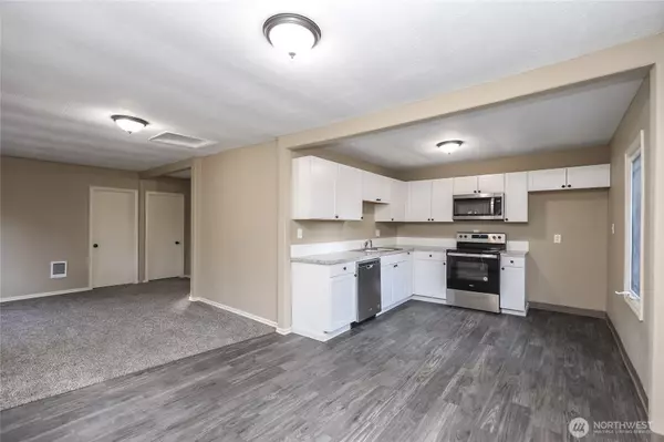 Kelso, WA 98626,1514 Mt Brynion RD