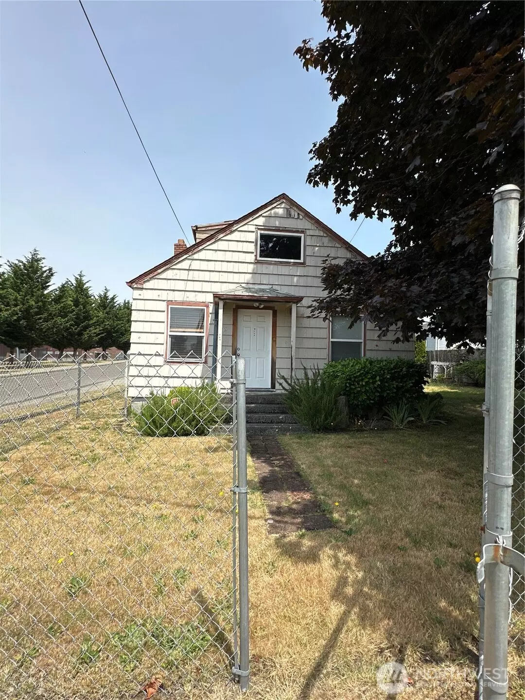 Tacoma, WA 98408,869 S 83rd ST