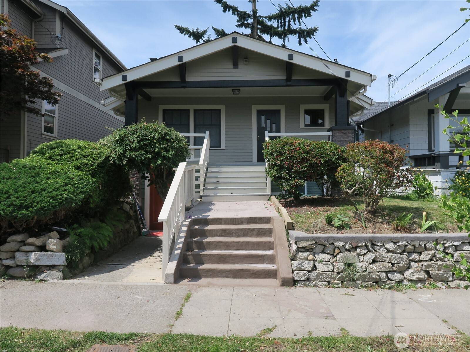 529 27th AVE, Seattle, WA 98122