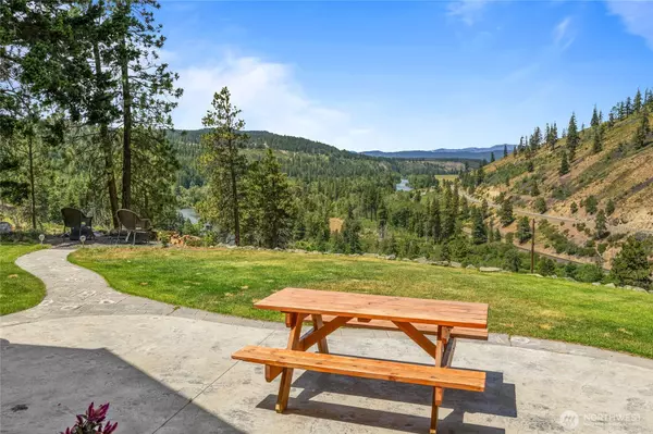 Cle Elum, WA 98922,621 Twin Lakes RD