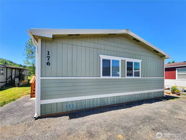 176 Nix LN, Centralia, WA 98531