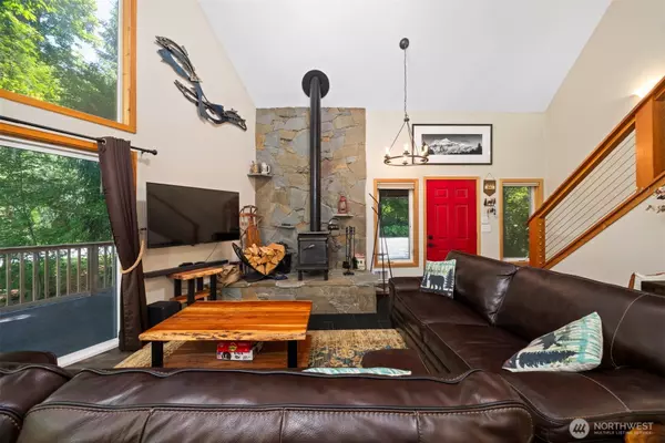 Deming, WA 98244,7561 Olsen DR