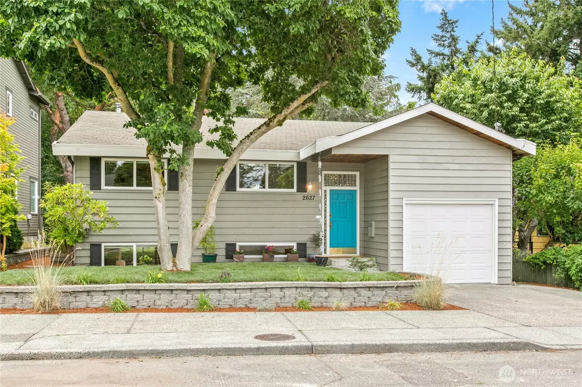 Seattle, WA 98116,2627 39th AVE SW