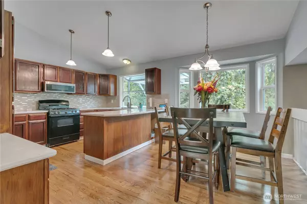 Covington, WA 98042,25128 168th PL SE