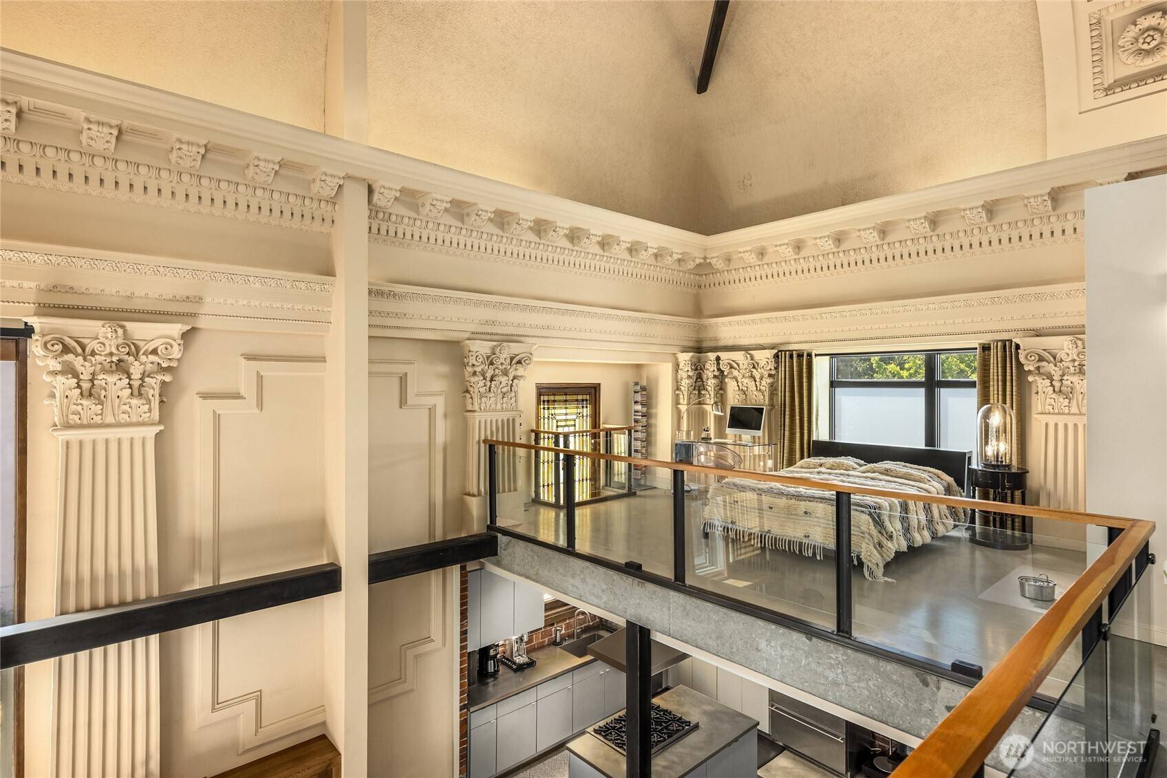 1843 16th AVE #2, Seattle, WA 98112