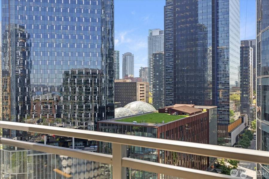 820 Blanchard ST #1507, Seattle, WA 98121