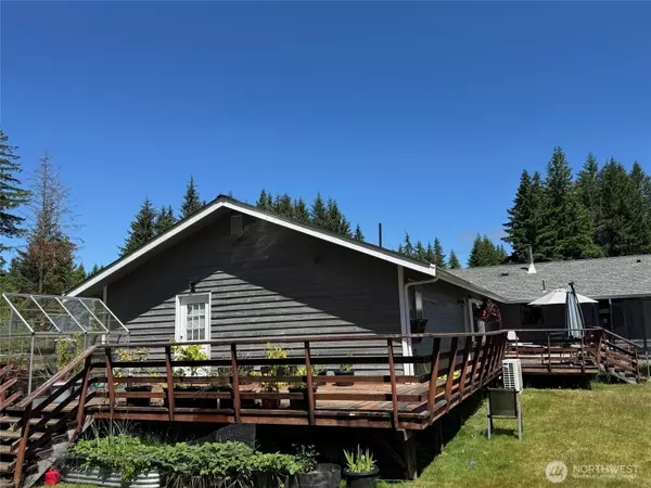 Forks, WA 98331,750 Chuckhole WAY