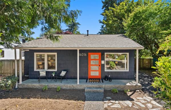 16016 26th AVE NE, Shoreline, WA 98155