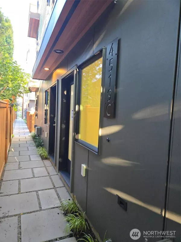 Seattle, WA 98103,4519 C Bagley AVE N