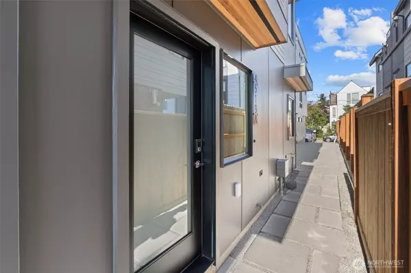 Seattle, WA 98103,4519 C Bagley AVE N