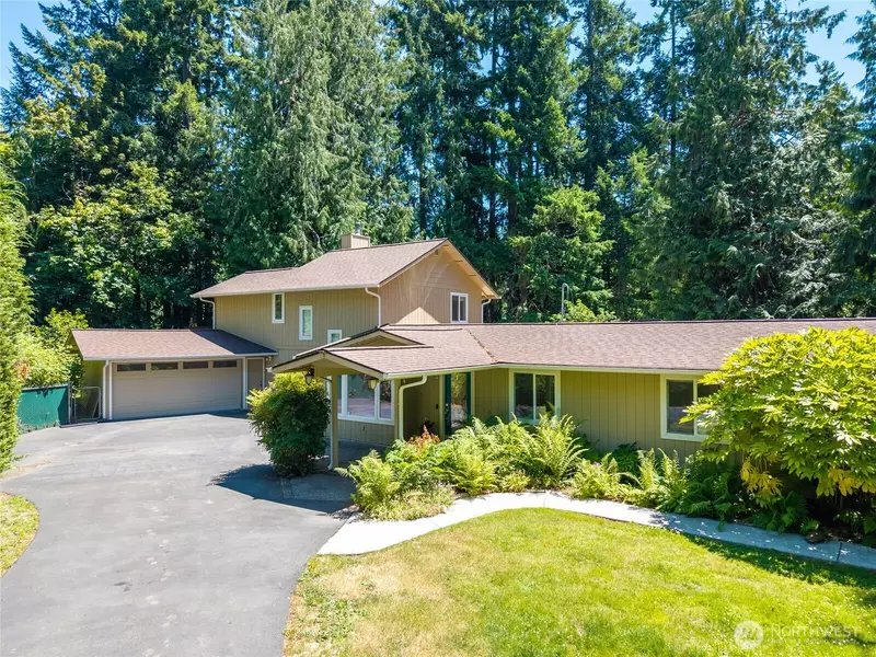 6426 Zangle RD NE, Olympia, WA 98506