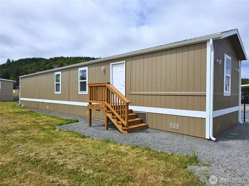 111 Mills LN, Centralia, WA 98531