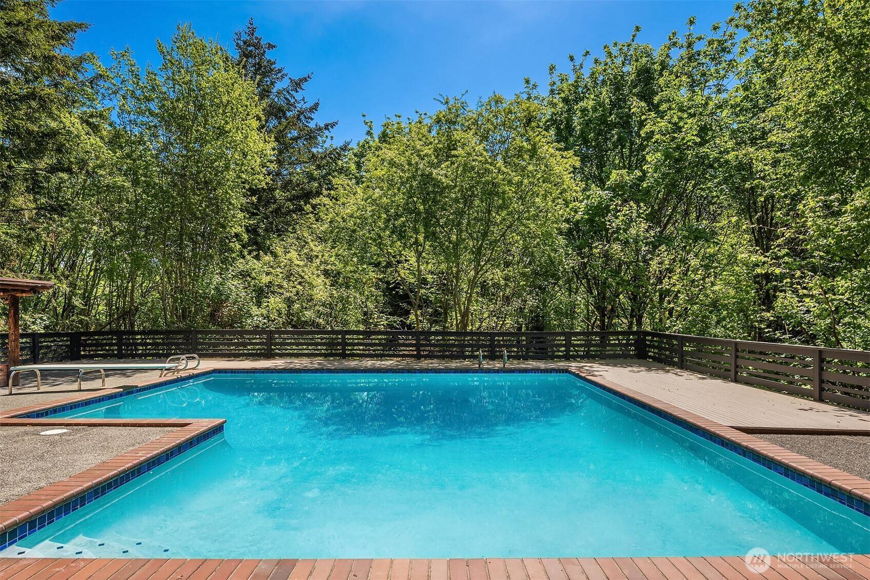 16521 NE 1st PL, Bellevue, WA 98008