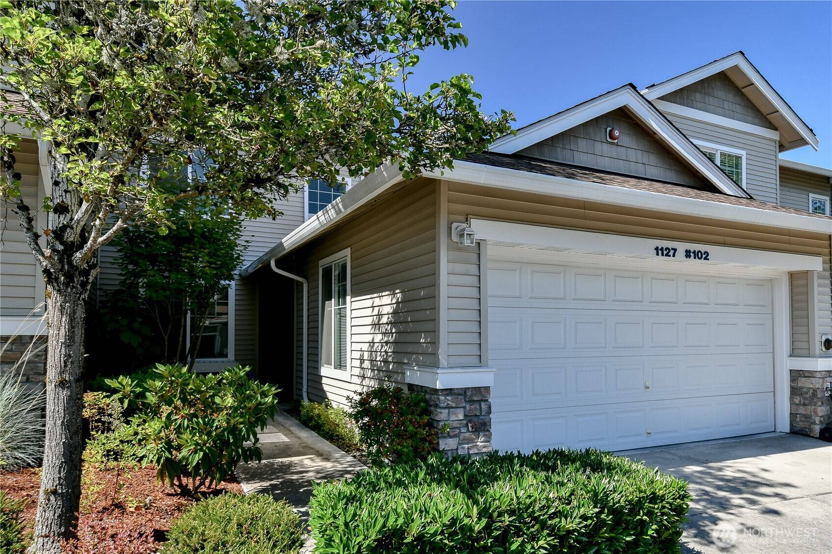 1127 63rd ST SE #102, Auburn, WA 98092