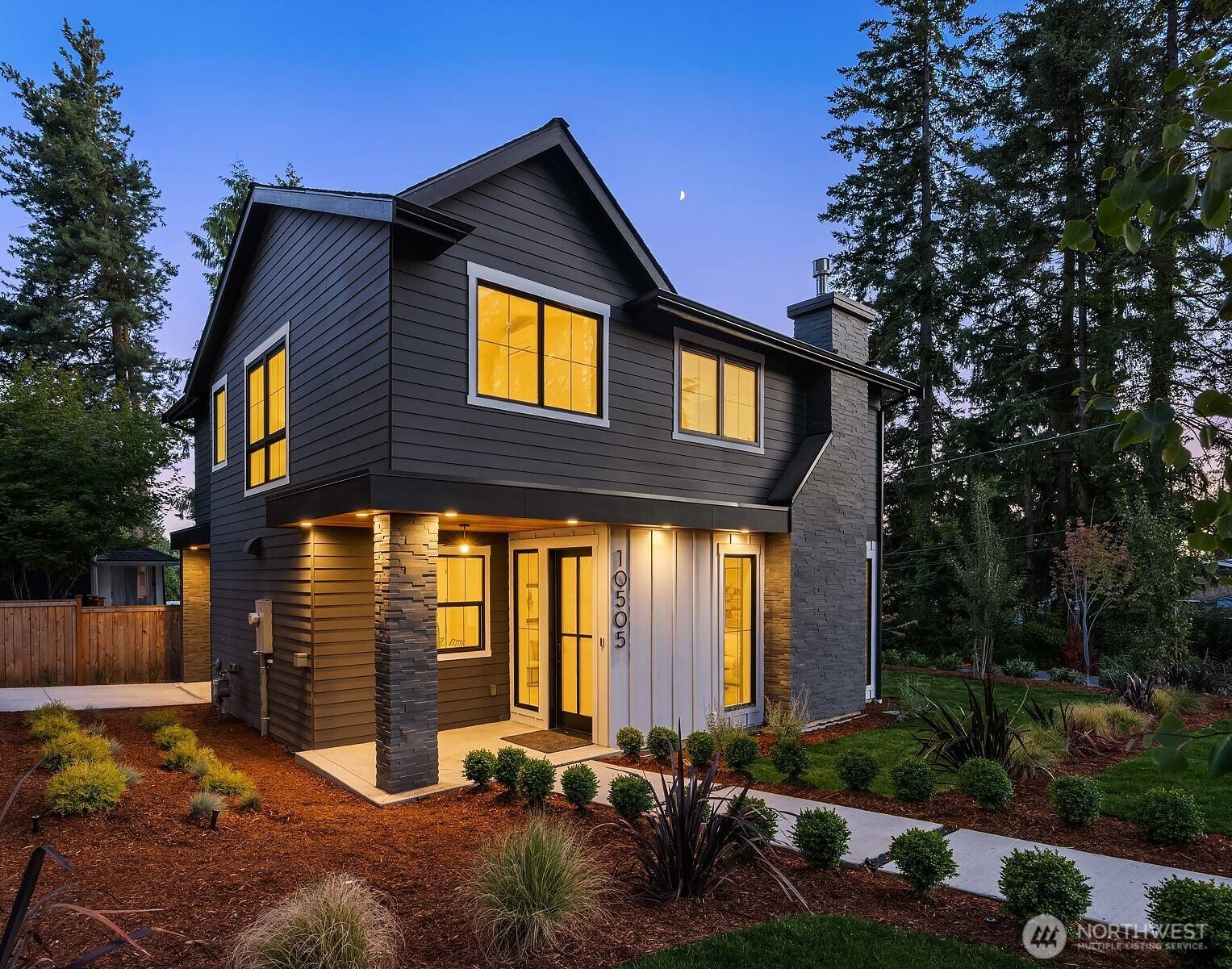 10505 NE 112th ST, Kirkland, WA 98033