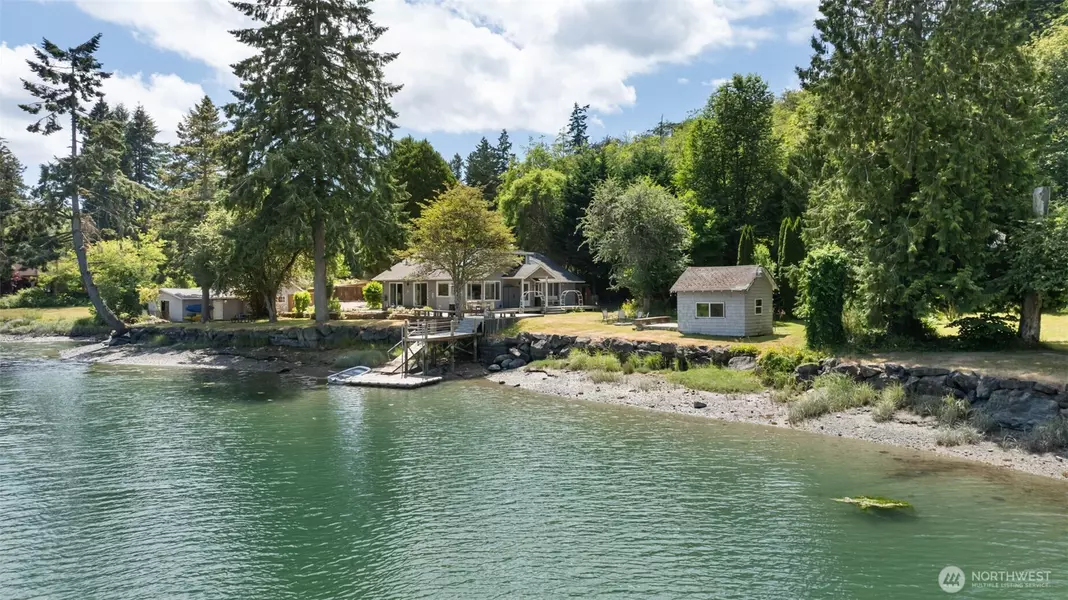 16617 Delano RD SW, Lakebay, WA 98349