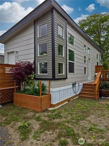 1303 30th #3, Seaview, WA 98644