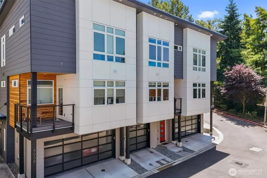 4040 129th CT SE #18, Bellevue, WA 98006