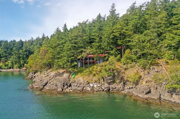 755 Ferry RD, Lopez Island, WA 98261