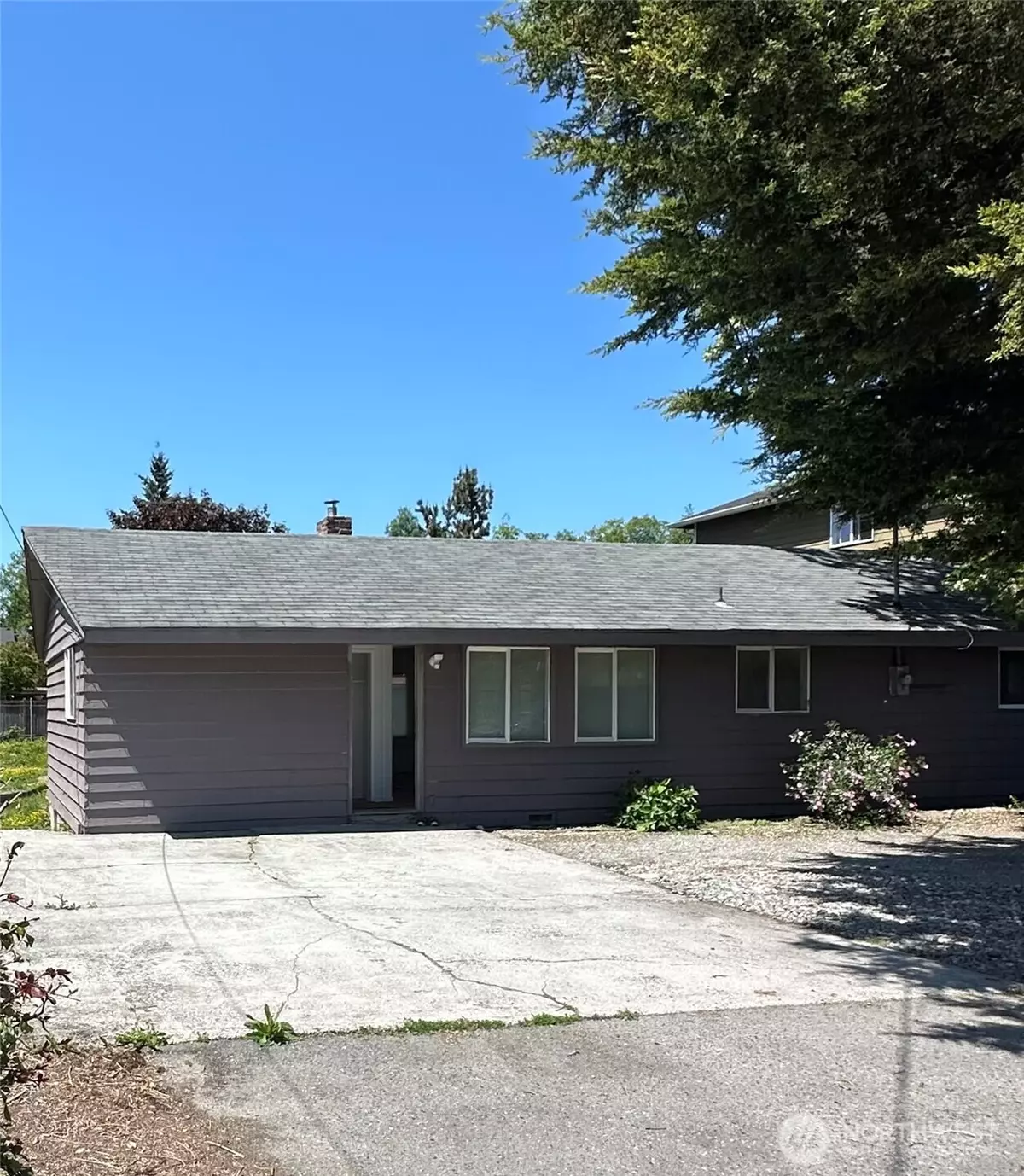 Everett, WA 98204,11918 4th AVE W