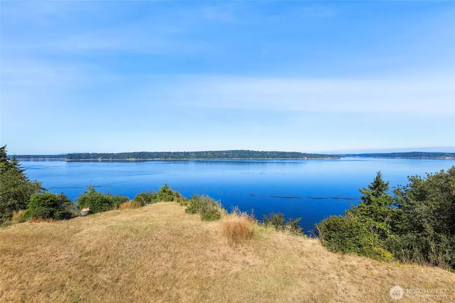 10806 W Morris BLVD, Steilacoom, WA 98388