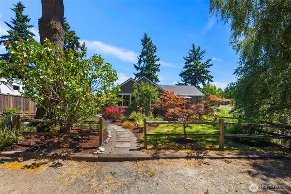 11432 11th AVE SW, Seattle, WA 98146