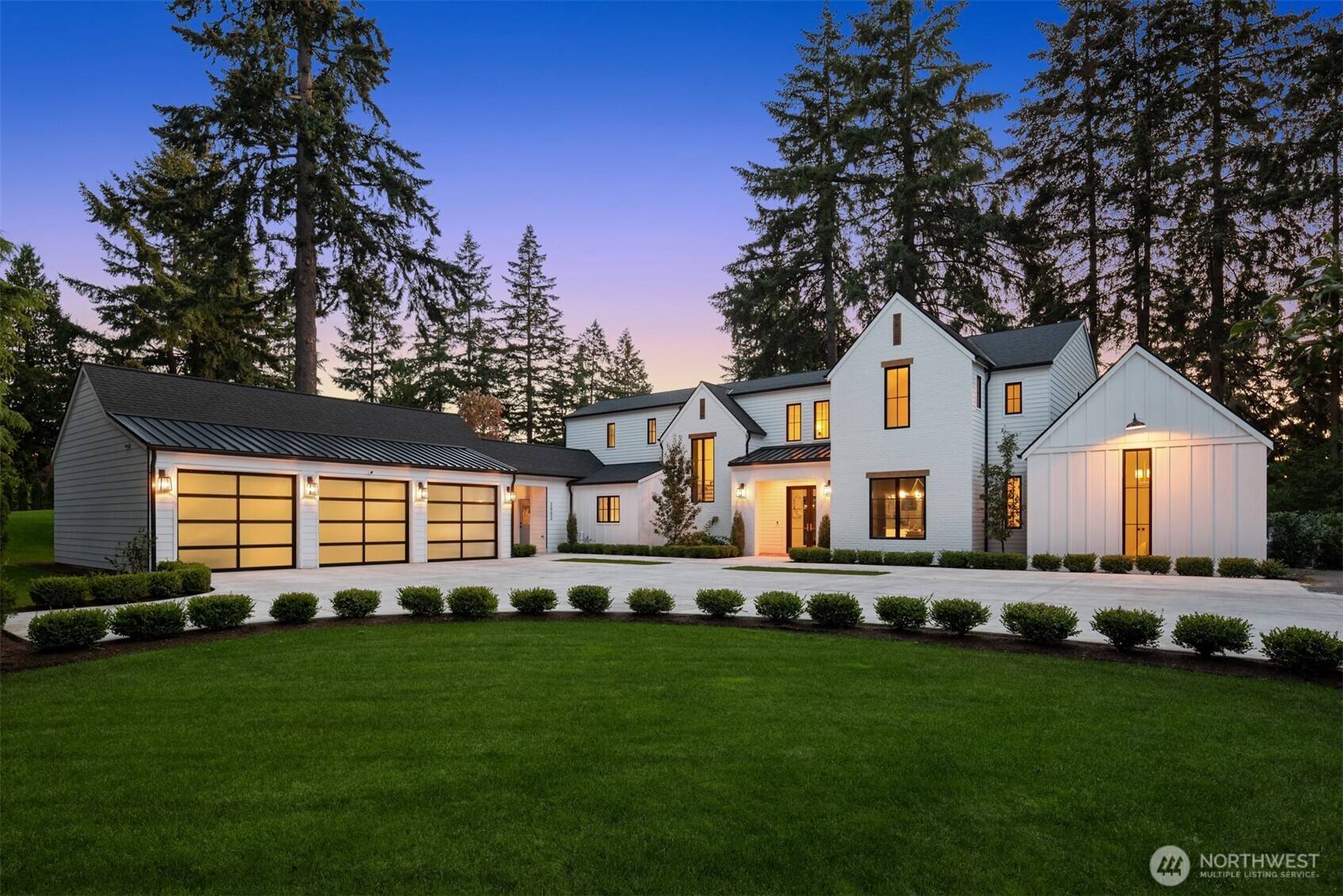 2003 102nd PL SE, Bellevue, WA 98004