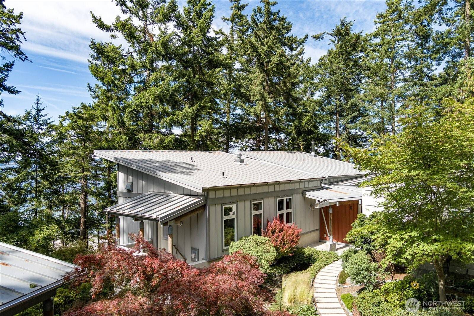 222 Rhodena DR, Coupeville, WA 98239