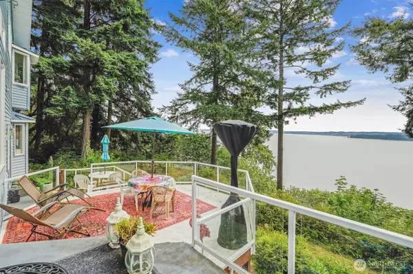 Anderson Island, WA 98303,10125 Totem WAY
