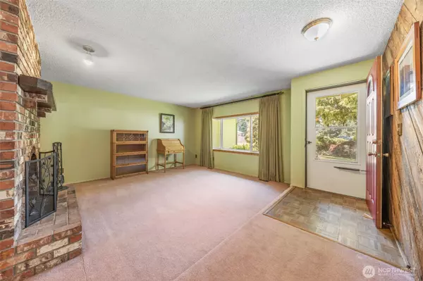 Spanaway, WA 98387,5528 206th Street Ct E