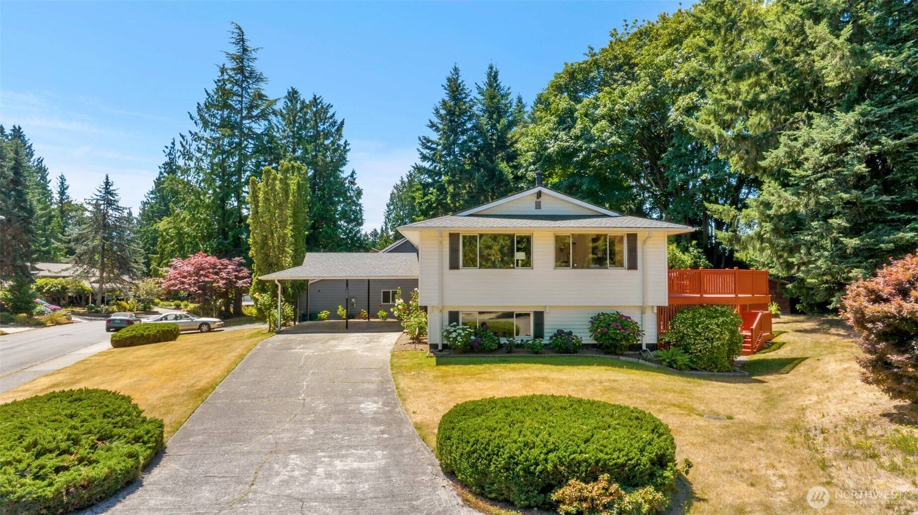 13009 111th PL NE, Kirkland, WA 98034