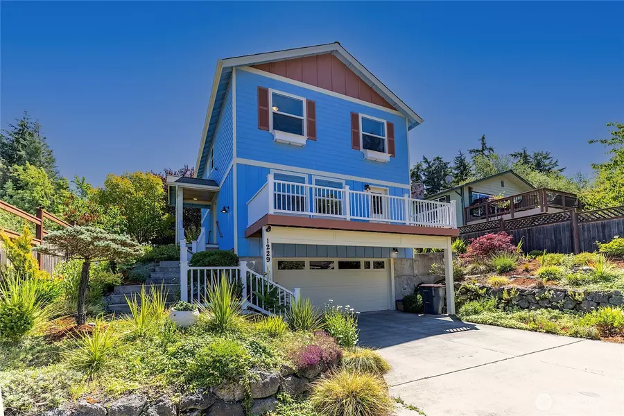 1229 14th ST, Port Townsend, WA 98368