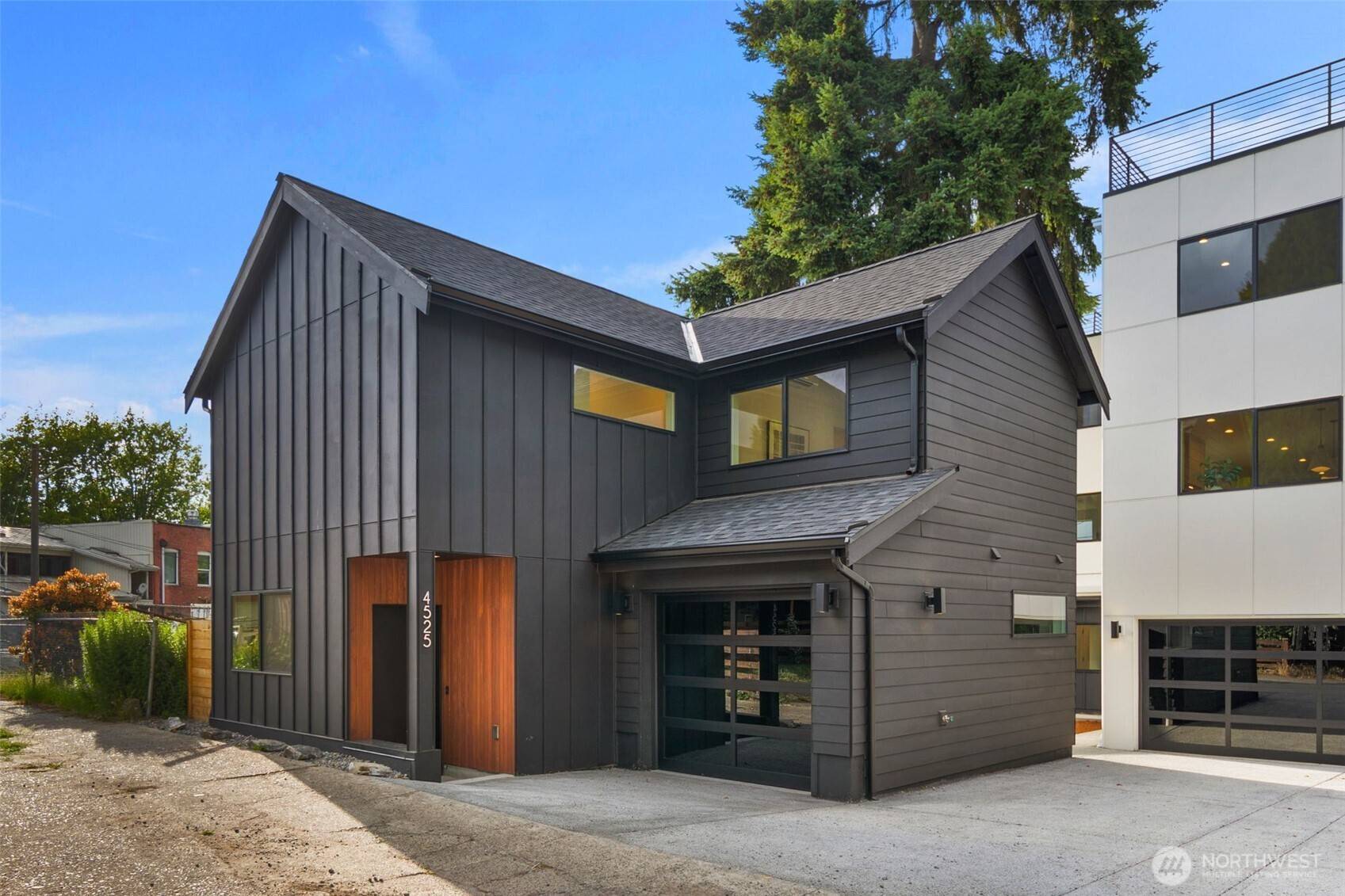 4525 S Orcas ST, Seattle, WA 98118