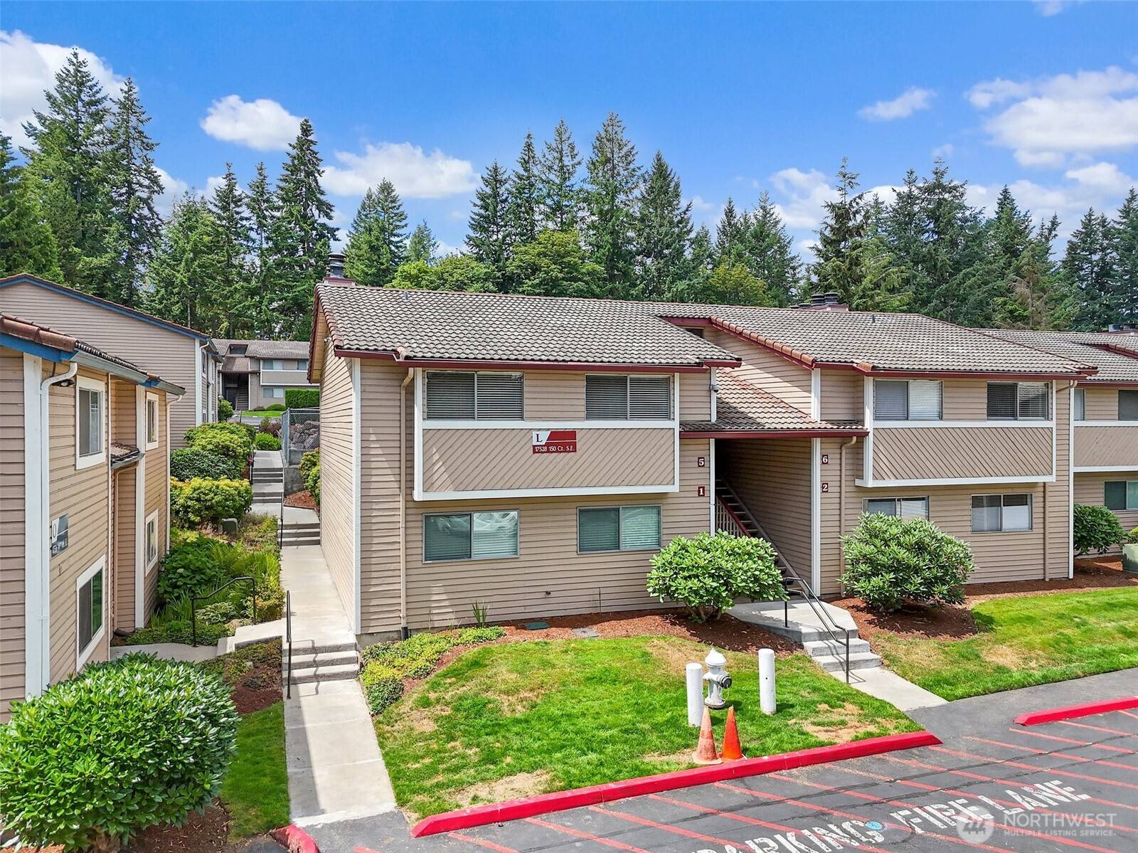 17528 150th CT SE #L5, Renton, WA 98058