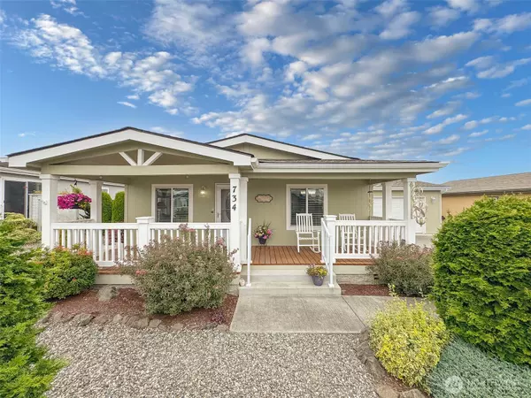Sequim, WA 98382,734 Heritage LOOP