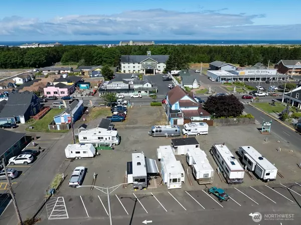 Long Beach, WA 98631,105 5th St SE