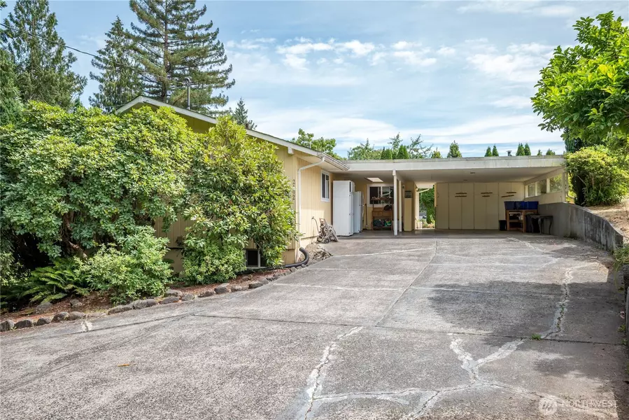 2102 Burcham ST, Kelso, WA 98626