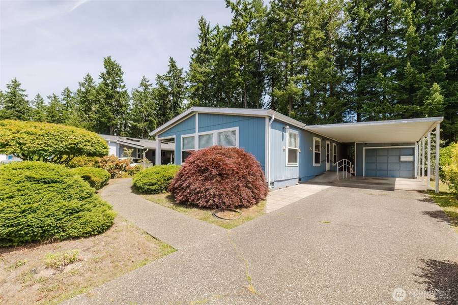 2072 Hastings LN SE, Port Orchard, WA 98367