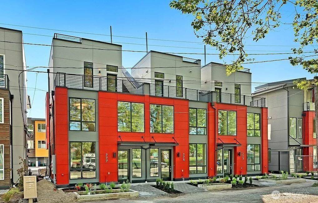775 S Homer ST, Seattle, WA 98108