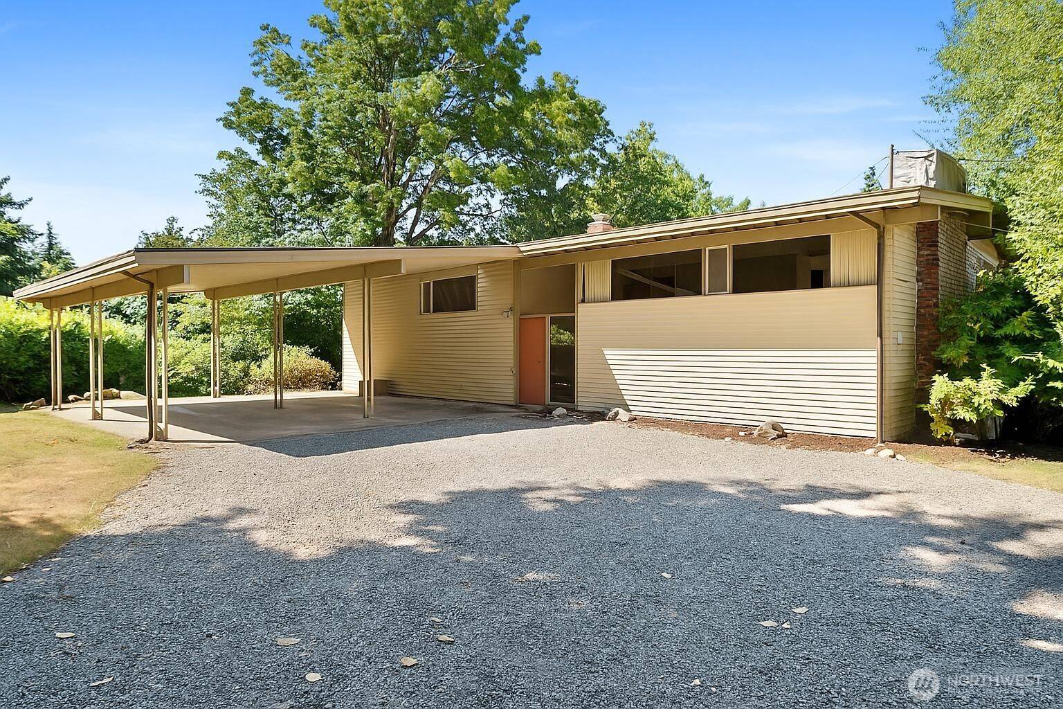 4728 86th AVE SE, Mercer Island, WA 98040