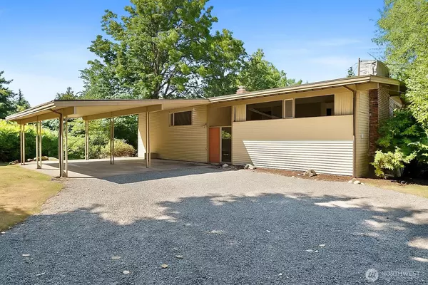 4728 86th AVE SE, Mercer Island, WA 98040
