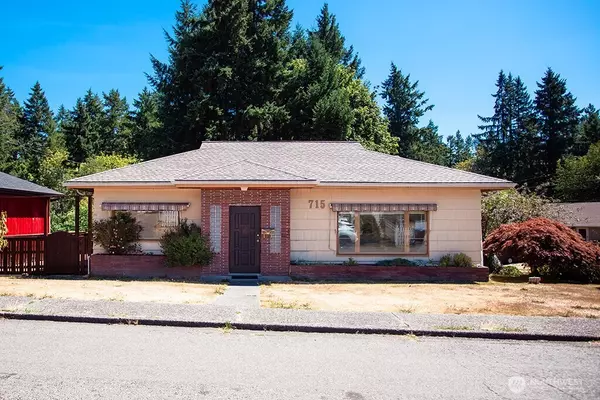 715 Harrison AVE, Port Orchard, WA 98366