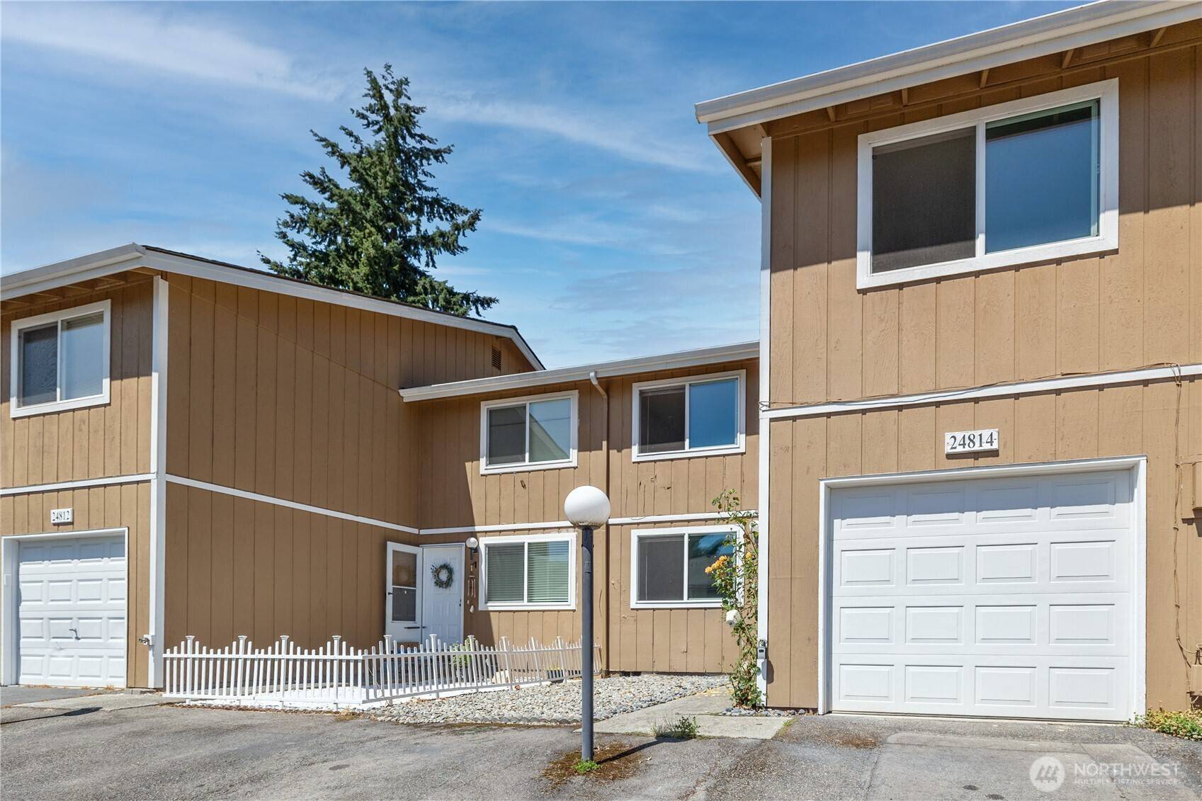 24814 SE 145th LN, Kent, WA 98042